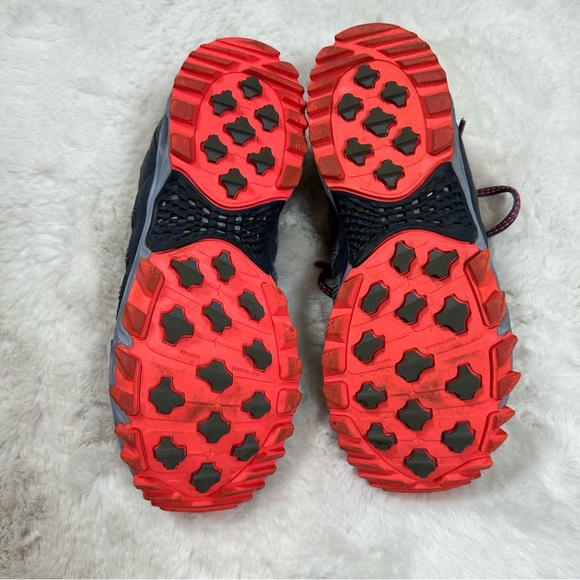 Adidas Kanadia 5 TR Grey Running Shoes - Picture 3 of 5